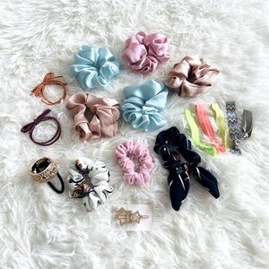 🤍New! Bundle of Girl’s Hair Accessories